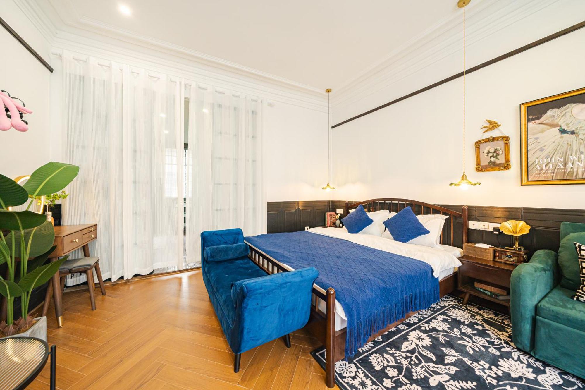 Lingju - Jing'an Temple Branch Apartment
